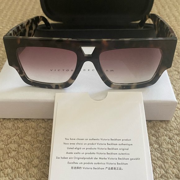 Victoria Beckham 55mm Square Sunglasses - Picture 7 of 16